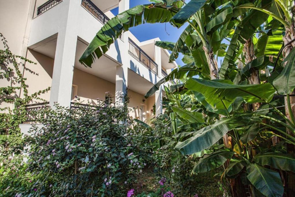 Dorian Bali Apartments Exterior photo
